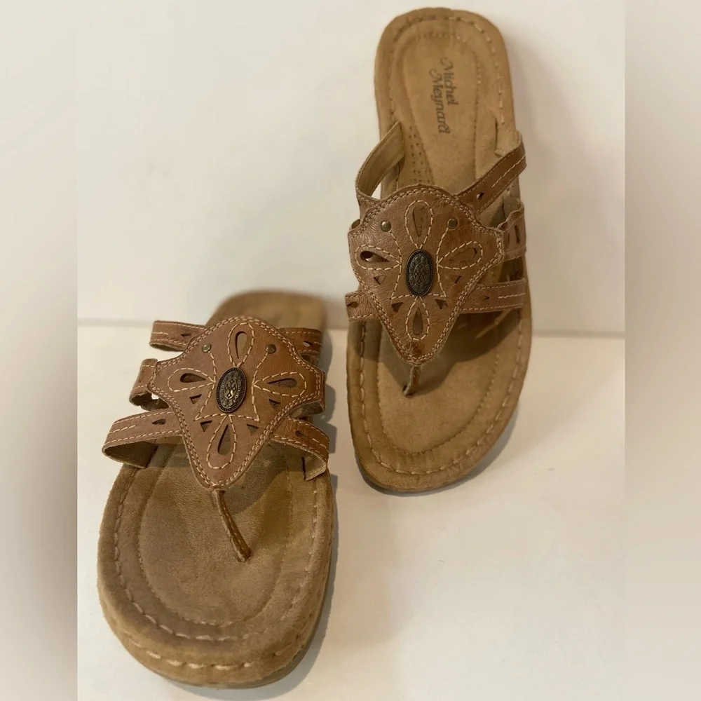 Michel Meynard~Comfy~Tan Leather~Cut-Out Triple Strap~Thong Wedge Sandal~Size 10 - Picture 1 of 12